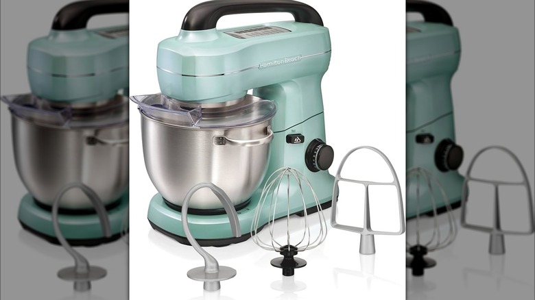 Hamilton Beach 4-quart stand mixer with attachments