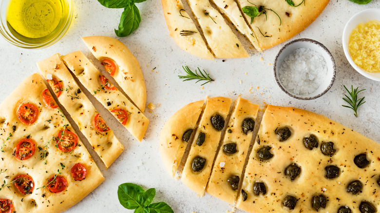 Focaccia with oil