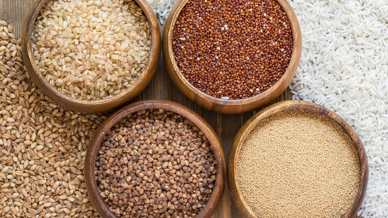 Bowls of different types of grains