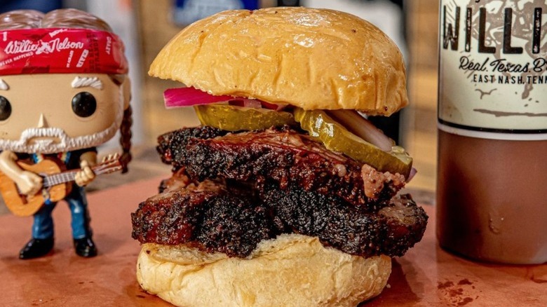 brisket sandwich with pickles