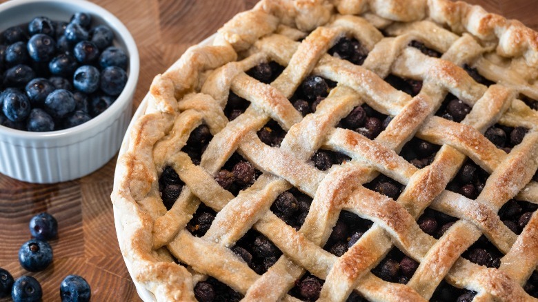 Blueberry pie and blueberries