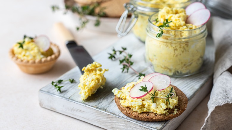 egg salad on cracker