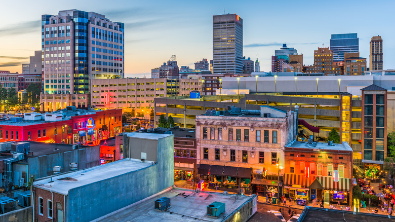 Memphis Tennessee downtown skyline