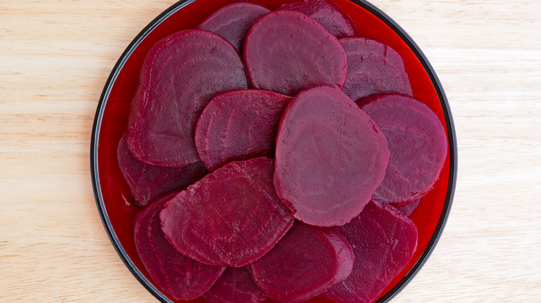 Canned fresh-cut sliced beets