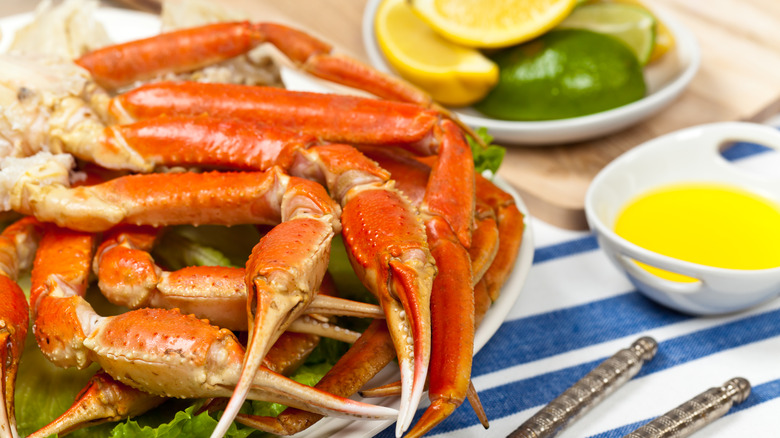 Crab legs with butter lemon