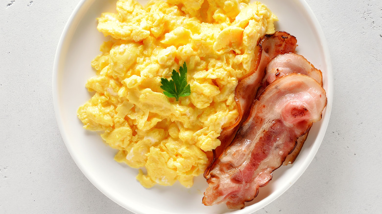 scrambled eggs and bacon