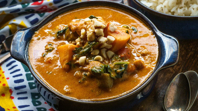 Chicken and peanut stew