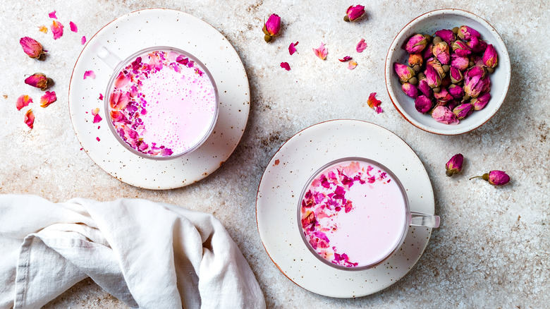 Pink flowers latte