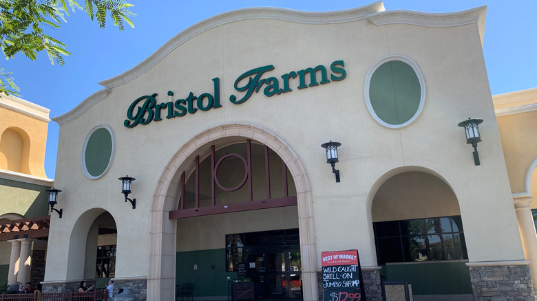 Exterior of Bristol Farms grocery store