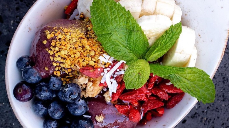 Acai bowl with bananas, berries