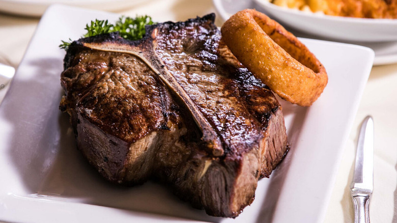 steak with onion ring