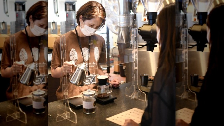 Takamura Coffee barista