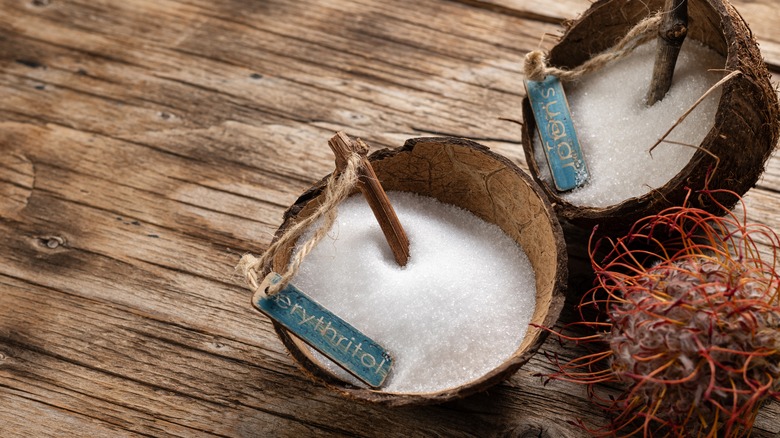 Erythritol sweetener in brown bowl