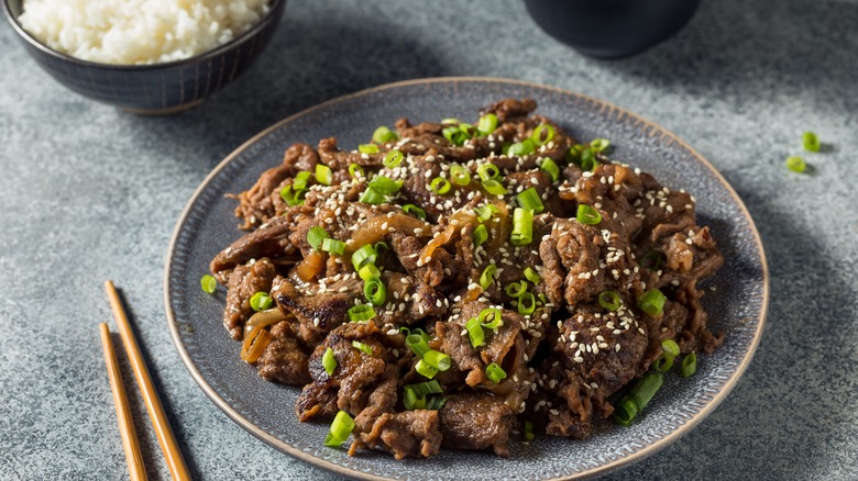 Korean bulgogi with scallion