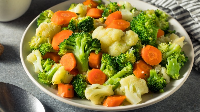 A bowl of steamed veggies