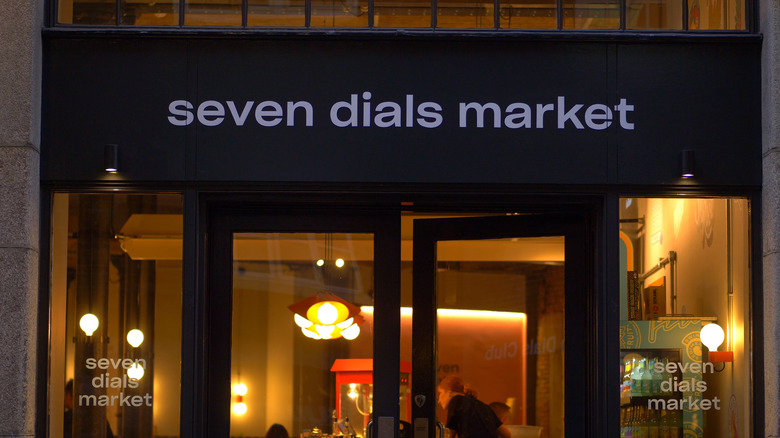 seven dials market entrance