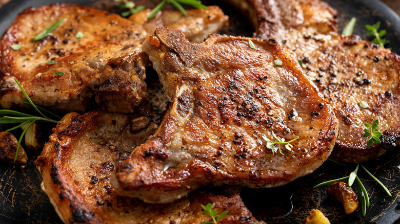 Juicy cooked pork chops