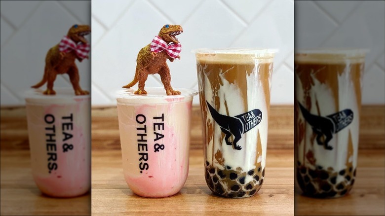 Tea & Others boba drinks