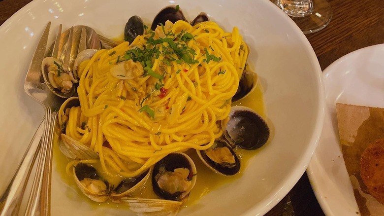 Rubirosa clams pasta