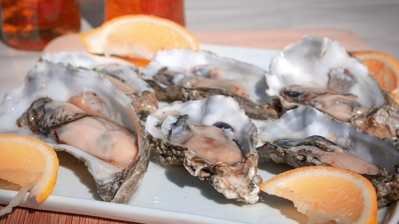 Oysters with lemon