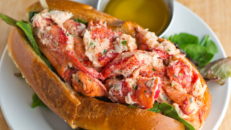 Lobster roll with mayo