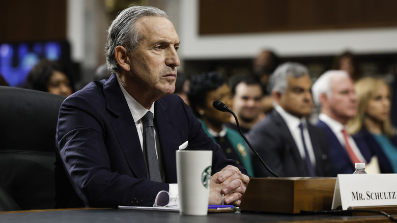 Howard Shultz testifying at hearing