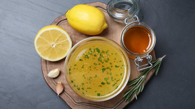 Honey, lemon, and garlic dressing