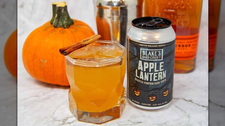 Blake's apple lantern pumpkin hard cider