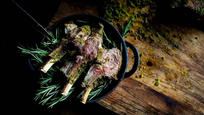 Parsley garlic crusted lamb