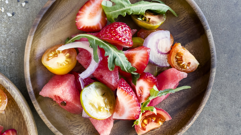 strawberry tomato salad