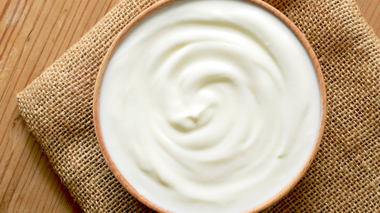 Yogurt sauce 