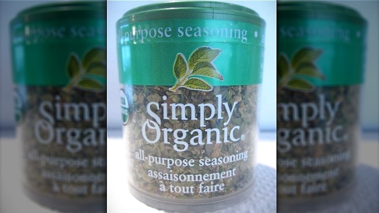 jar of Simply Organic seasoning