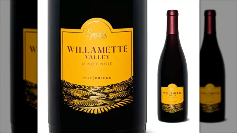 Bottle of Aldi's Willamette Valley Pinot Noir