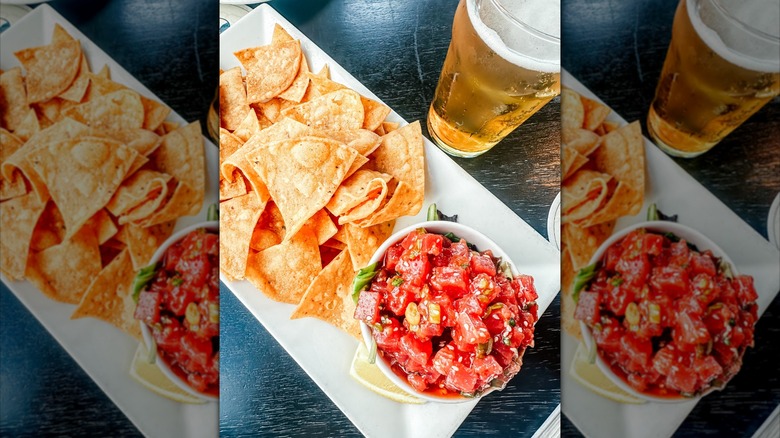 poke tuna with chips and beer