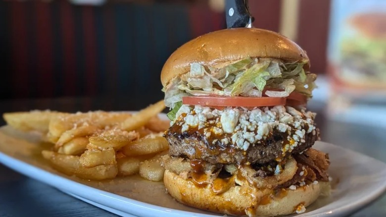 Red Robin Bleu Ribbon burger