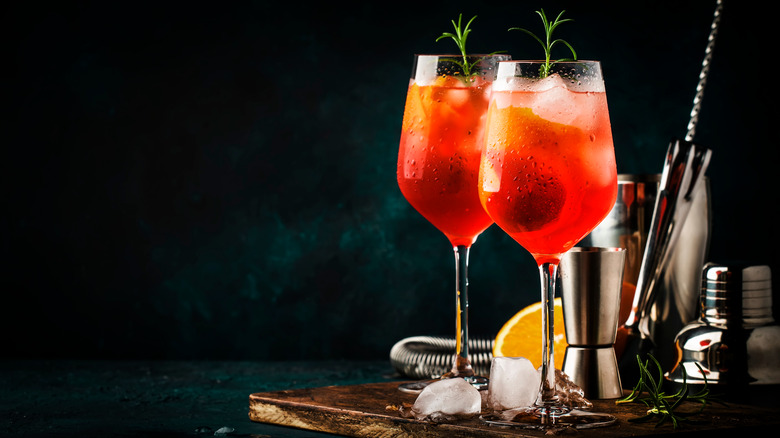 Campari spritz cocktail