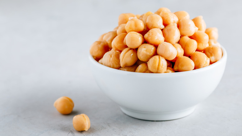 Bowl of chickpeas white background