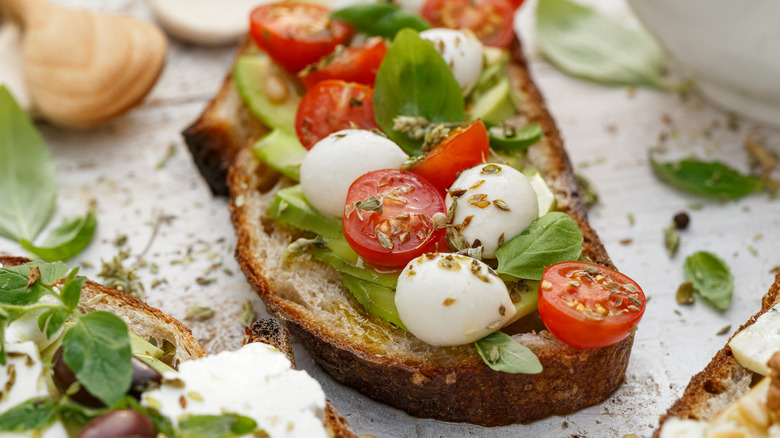 Caprese salad with avocado