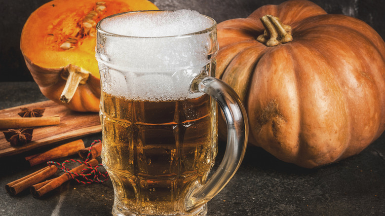 A glass of pumpkin ale.