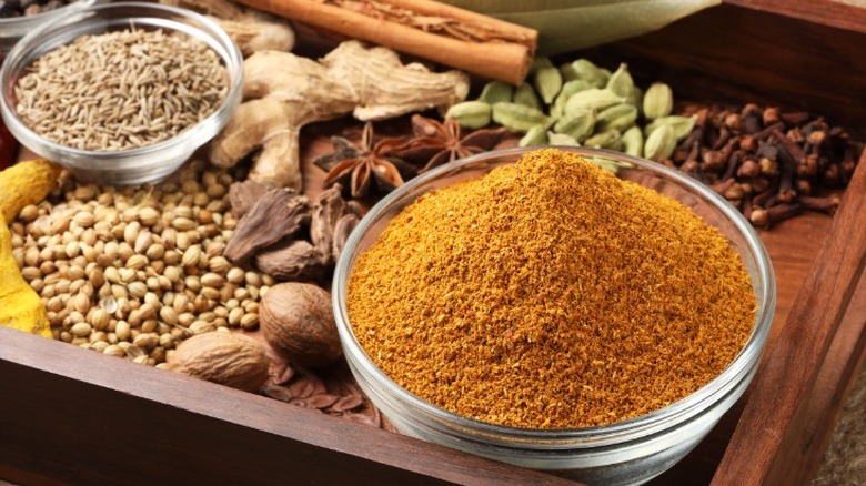 curry powder and its ingredients