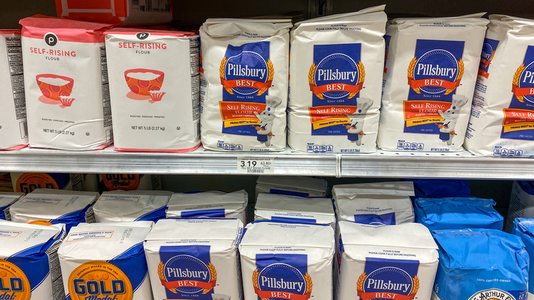 self-rising flour grocery store