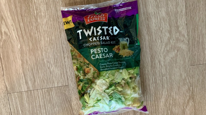 Fresh Express Pesto Caesar Salad Kit