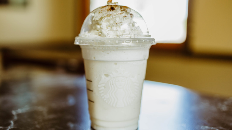 Pale white frappuccino with cinnamon 