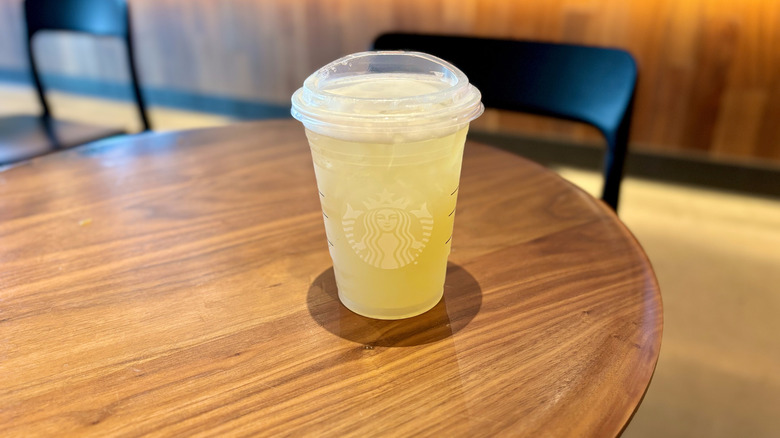 Iced green tea lemonade