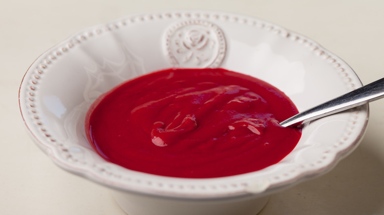 Pureed beets in a bowl