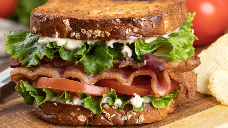 blt sandwich