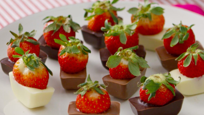 Chocolate dipped strawberries cubes