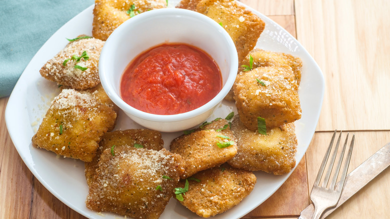 fried ravioli with sauce