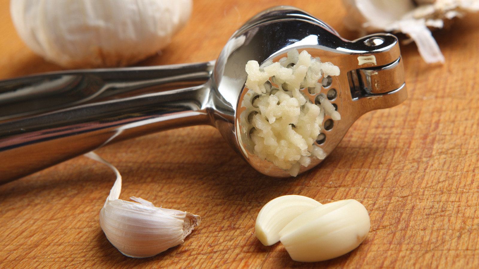 2 Totally Awesome Garlic Press Tricks - This Week for Dinner