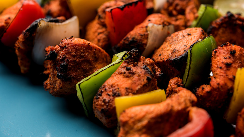 chicken kebabs with peppers